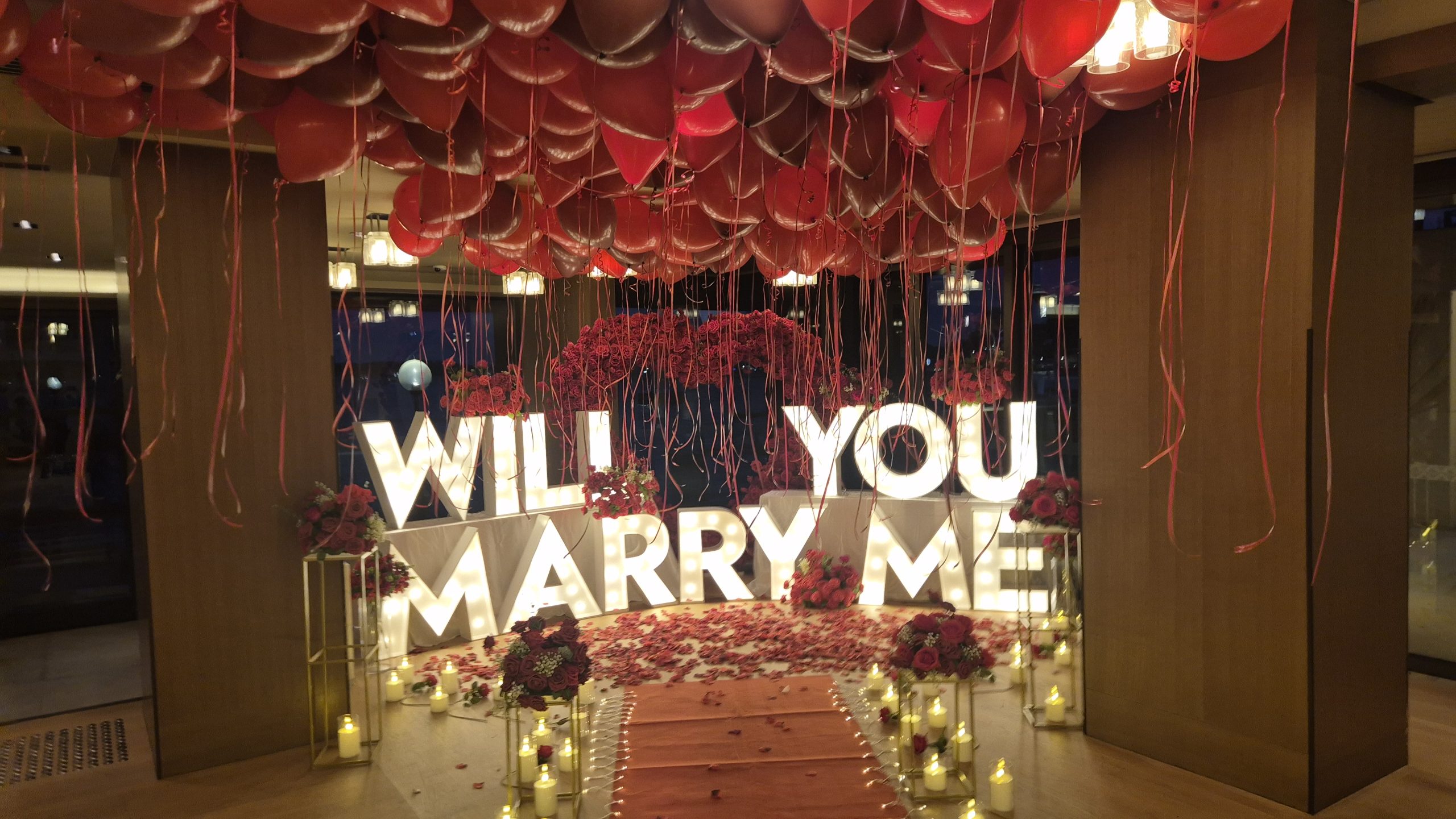 Marry Me in Light up letters is Sydney’s new grand gesture