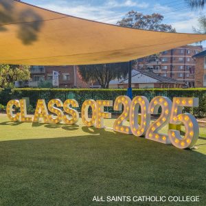 Class of 2025 Light Up Letters and numbers